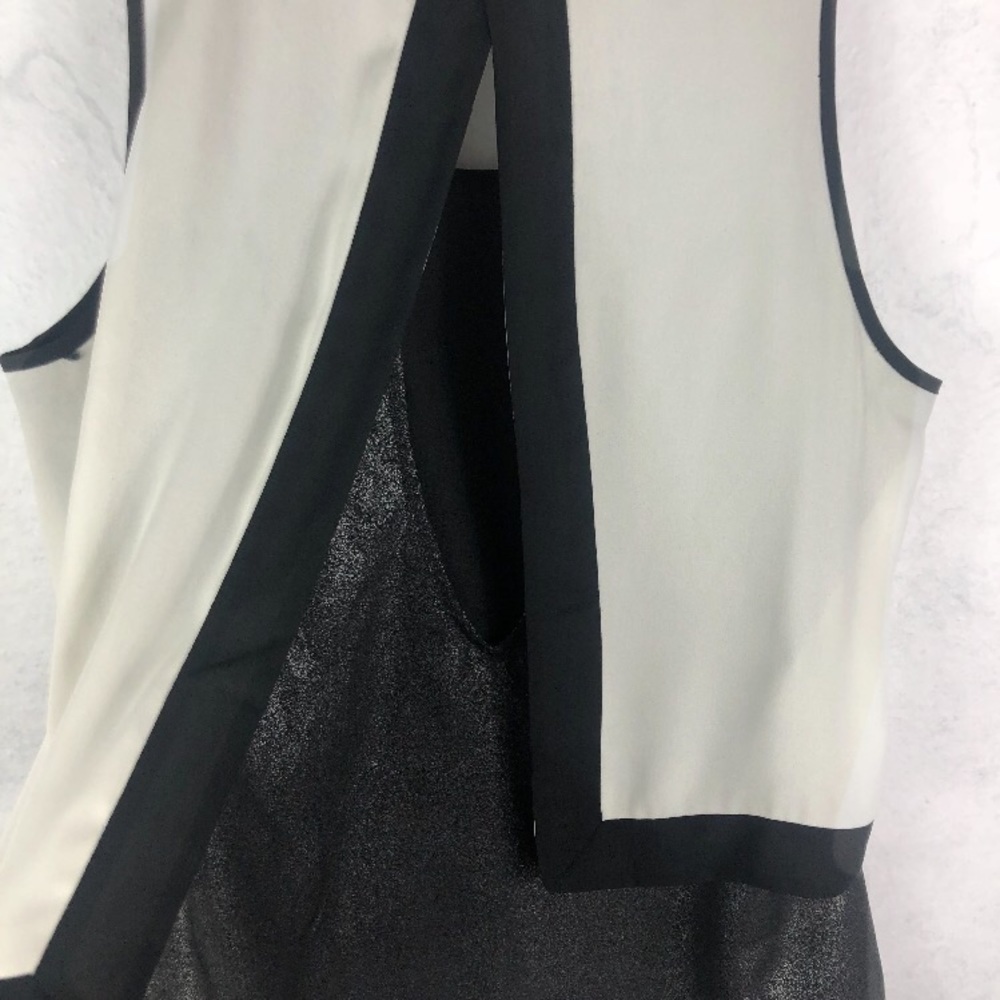 [Express]  Open Back Top - Picture 4 of 4